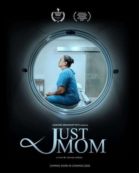 Poster film Indonesia terbaru Just Mom