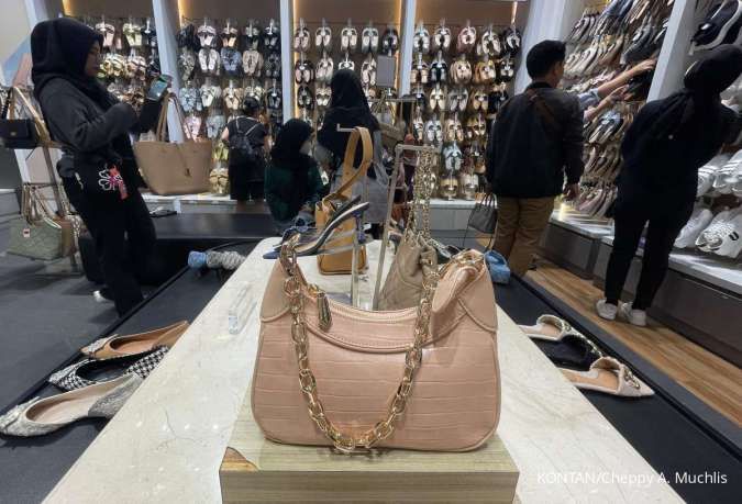 Dunia Usaha Melambat, Ekonom Sebut Permintaan Domestik Belum Cukup Dorong Ekspansi