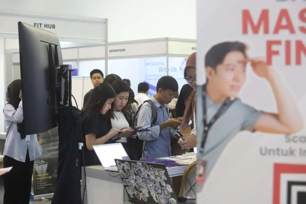 Lowongan Kerja S1 2024 Di Pemprov DKI Jakarta & Pertamina, Gaji Rp 12 Juta