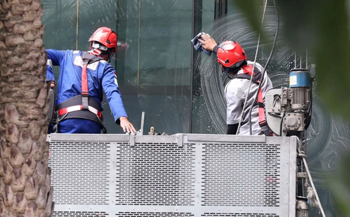 Upah Buruh Indonesia Masuk Terendah Di Dunia, Cek UMK Bekasi, Karawang, Depok