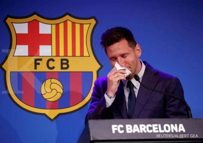 Menangis sedih, Lionel Messi ucapkan selamat tinggal kepada FC Barcelona 
