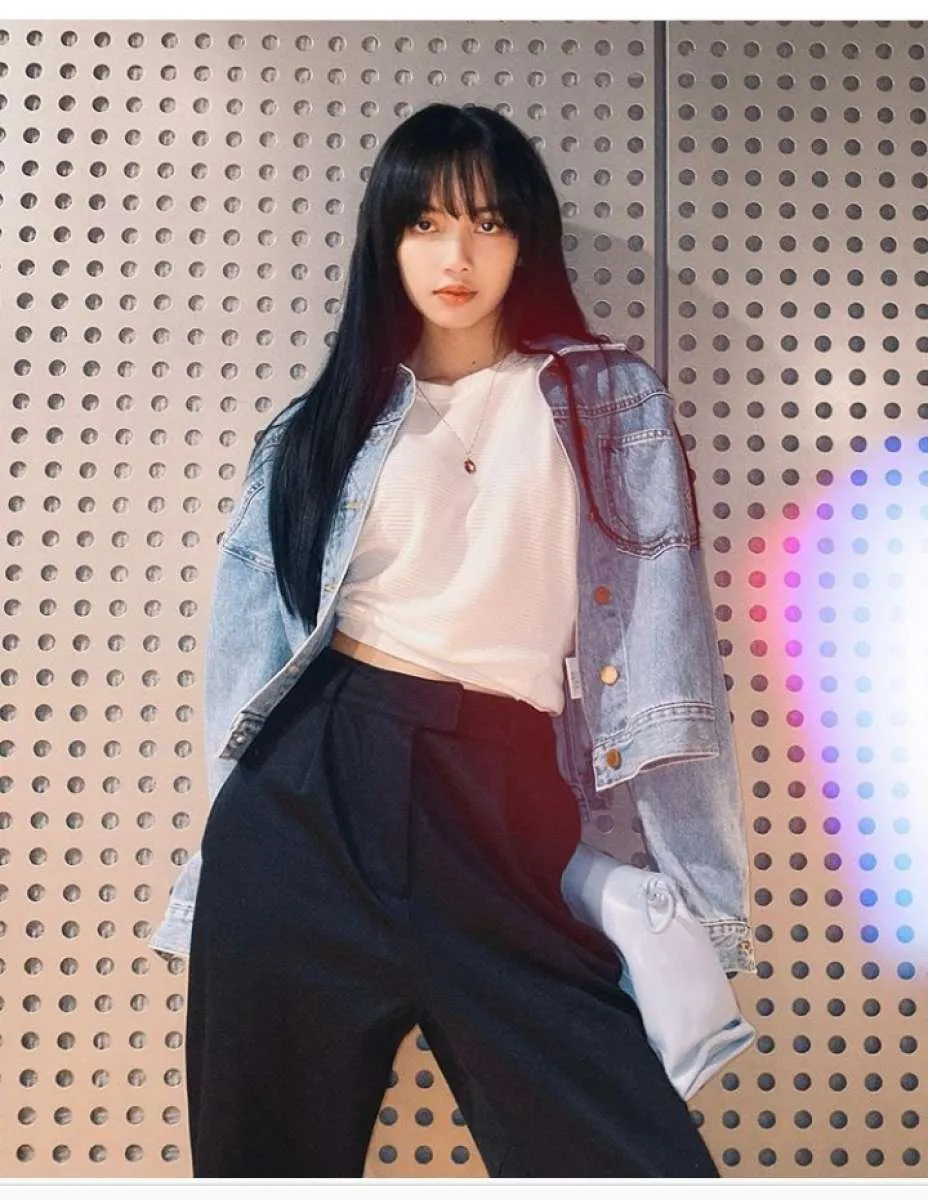 Habis ditipu, Lisa BLACKPINK pilih jalan damai dengan mantan manajer