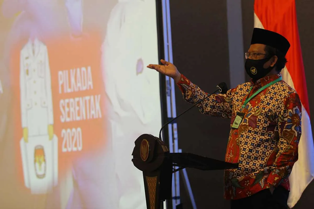 Jokowi lantik Mahfud MD jadi Ketua Kompolnas