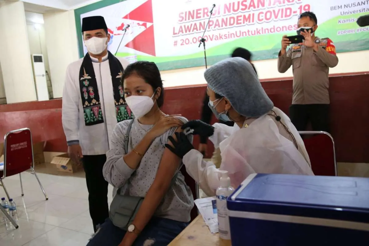 UPDATE vaksinasi corona di Jakarta Jumat (16/7) sudah mencapai 70,8% dari target