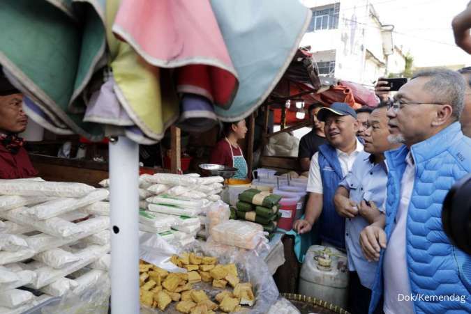 Tinjau Pasar Gintung Lampung, Mendag: Harga Cabai dan Kedelai Masih Tinggi
