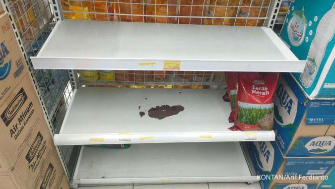 Stok Beras Premium di Alfamart-Indomaret Kosong, Imbas Beras Oplosan?