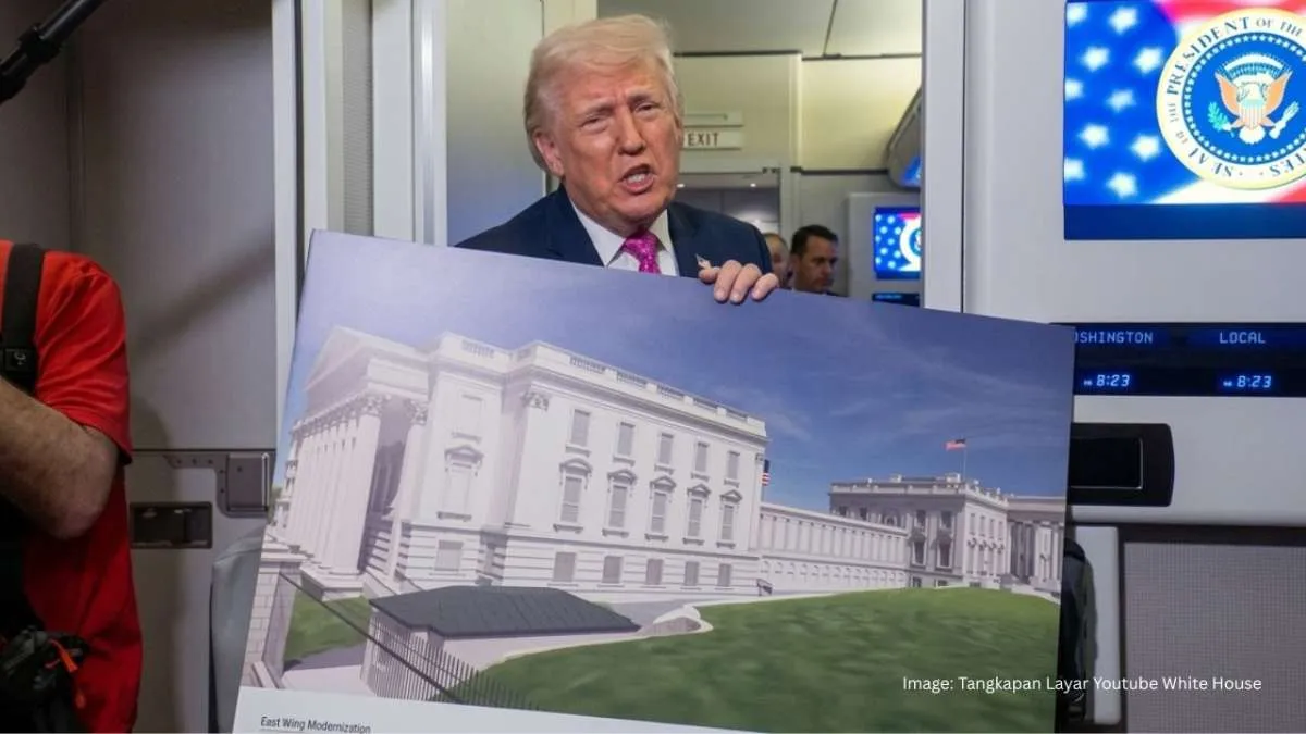 Donald Trump Sebut Iran Izinkan 30 Kapal Minyak Melintas di Hormuz Sebagai Upeti