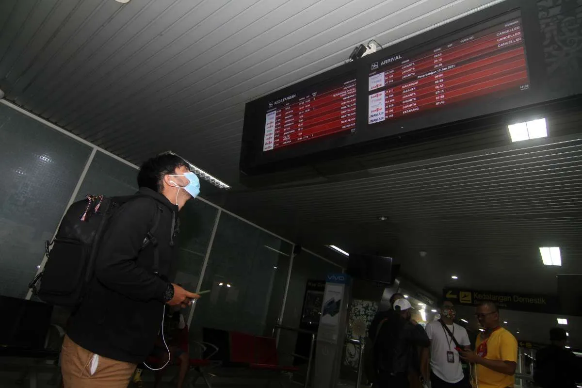 Keluarga penumpang Sriwijaya Air SJ 182 datangi crisis center Bandara Supadio