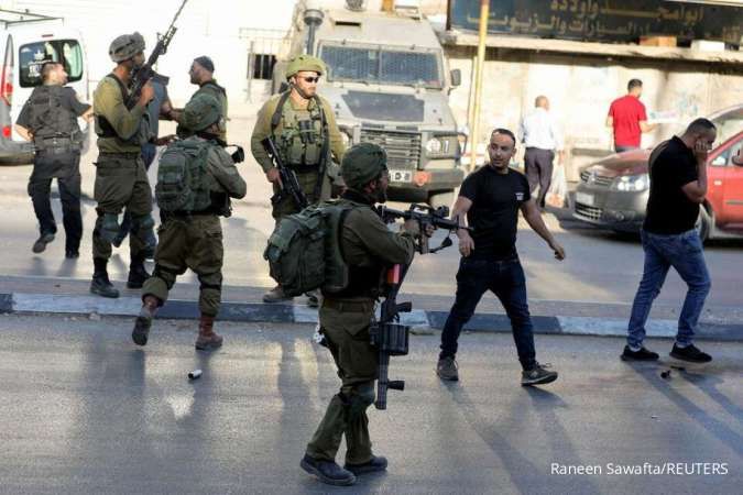 Warga Palestina: Tentara Israel Menggunakan Tameng Manusia di Tepi Barat