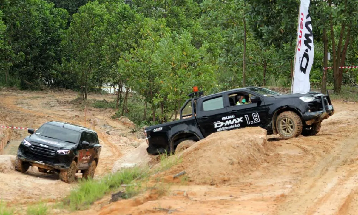 Astra Isuzu Berupaya Penuhi Tingginya Permintaan MU-X dan D-Max Terbaru