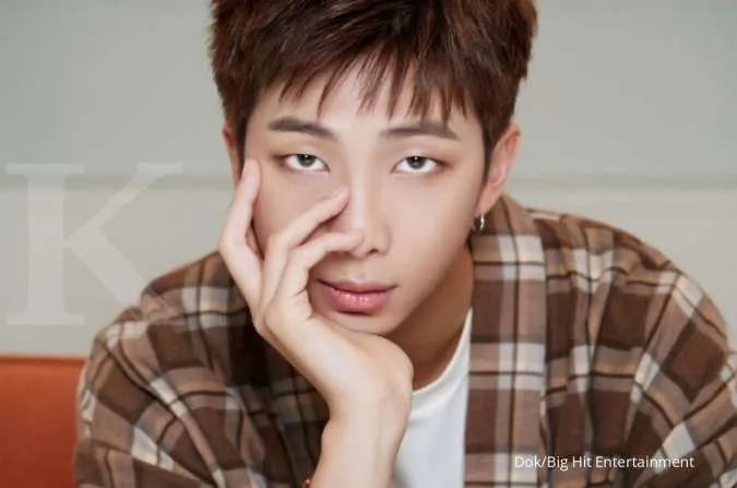 Tak Hanya Jago Nyanyi, Idol Korea Ini Juga Fasih Bicara dengan Bahasa Inggris Loh