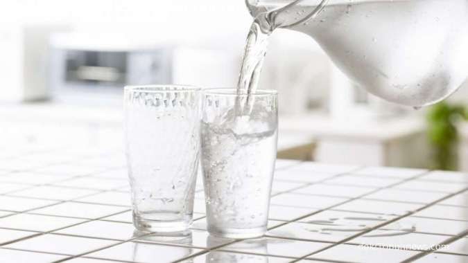 6 Efek Berbahaya Minum Air Es Saat Cuaca Panas, Jangan Coba-Coba 