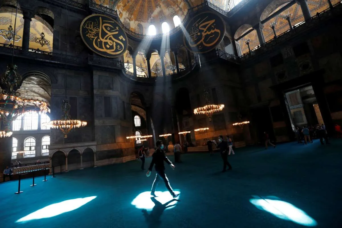 Ramadhan 2022, Hagia Sophia Menghelat Sholat Tarawih Pertama dalam 88 Tahun