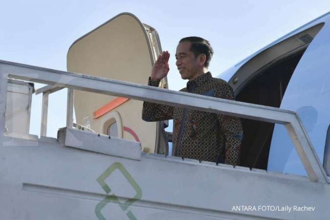 Jokowi angkat jempol jika UU Omnibus Law kelar 100 hari