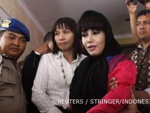 Polisi tak akan periksa nasabah Malinda Dee