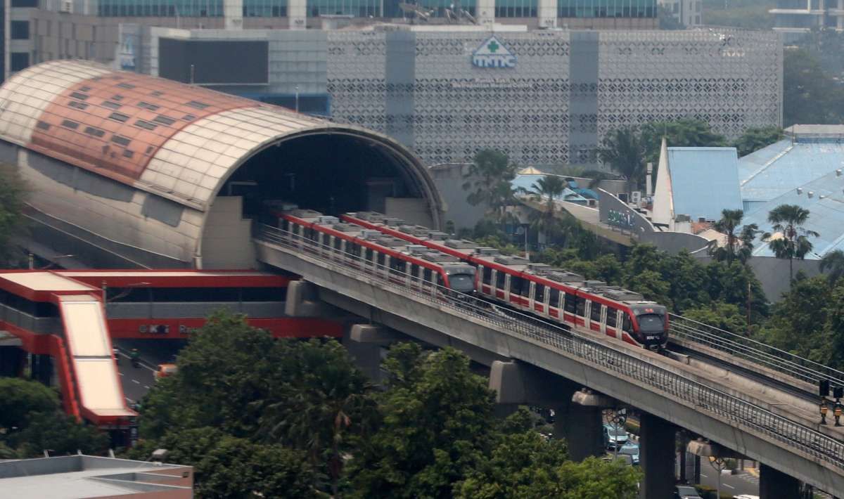 Jumlah Penumpang LRT Jabodebek Terus Meningkat