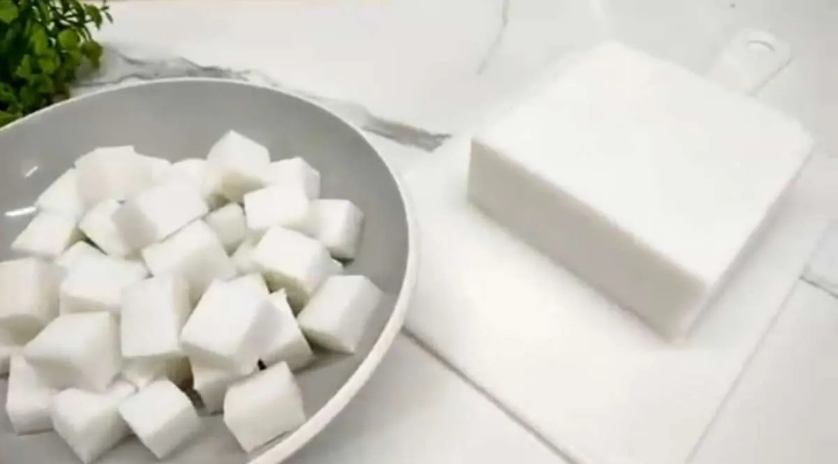 Resep Lontong Ricecooker Lembut dan Praktis, Andalan Anak Kos di Perantauan