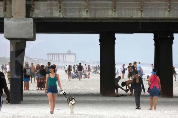 Just 12% of Americans plan spring break travel