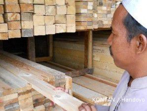 Sentra kayu palet: Menjual limbah kayu bekas palet nan cerah (1)
