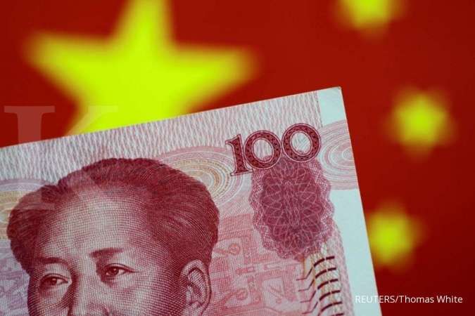 China's Fiscal Revenue Slows as Economy Struggles
