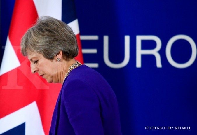Menangkan mosi kepercayaan partai, Theresa May kembali lagi ke Brussels