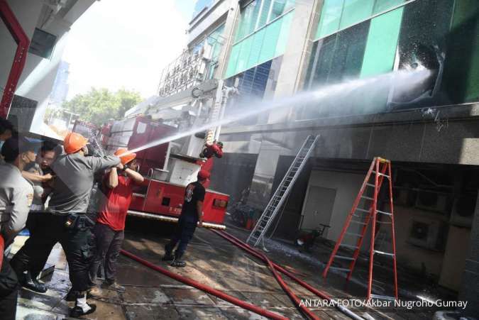 Ada korban tewas dalam kebakaran di Gedung Cyber, Jakarta