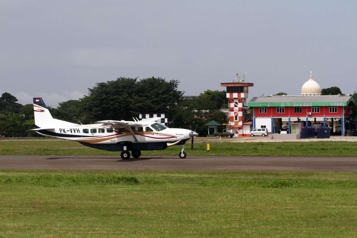 Tarif Tiket Pesawat di Wilayah Bencana Disorot