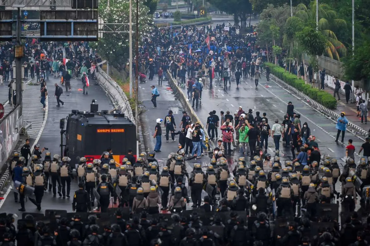 Demo Memakan Korban, Koalisi Masyarakat Sipil Desak Polisi Stop Kekerasan