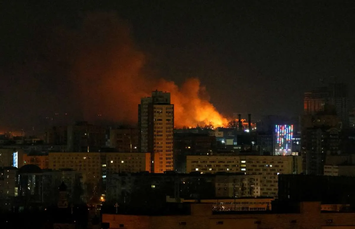 Roket Bunuh 70 Tentara Ukraina, Konvoi Besar Militer Rusia Mendekati Kyiv
