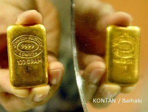 Lagi-lagi, harga emas mendekati rekor 