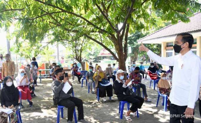 Jokowi tinjau vaksinasi Covid-19 untuk pelajar SLB di Yogyakarta
