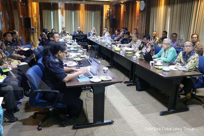 Bea Cukai dan Ditjen Pajak Jawa Timur lanjutkan joint program