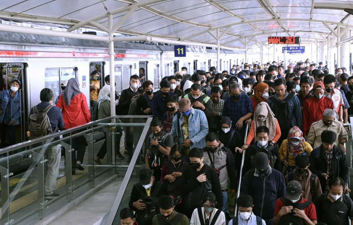 Pembangunan Masuki Tahap Akhir, Jalur Arus Penumpang di Stasiun Manggarai Diubah