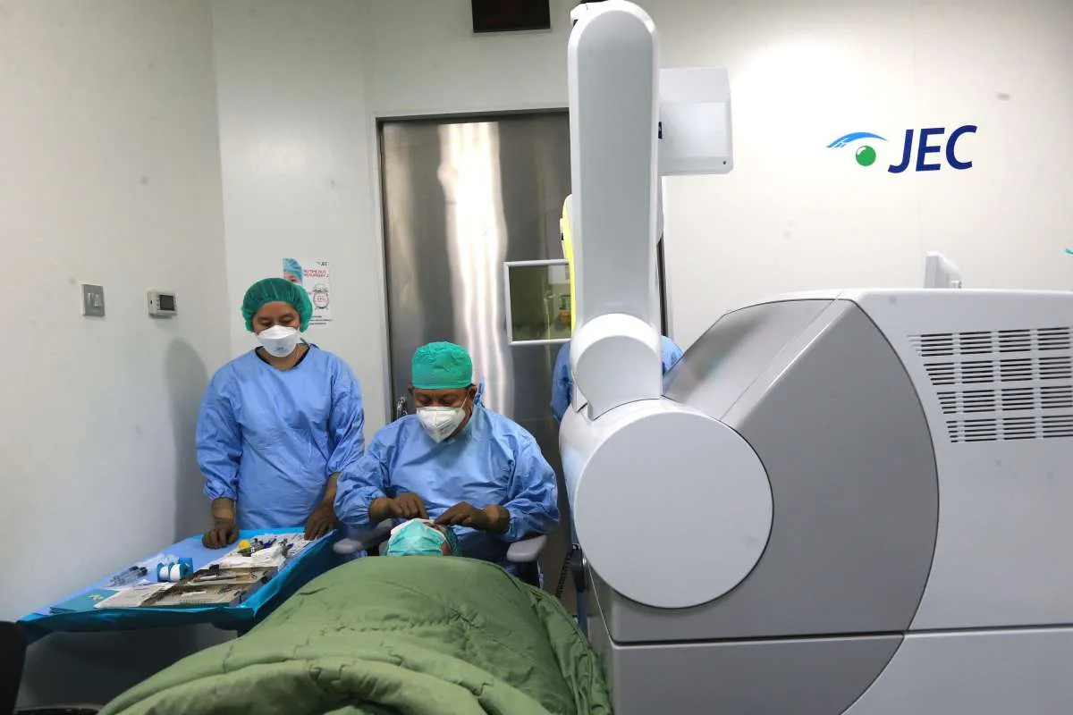 JEC Luncurkan Layanan ReLEx SMILE PRO Teknologi Laser Terbaru untuk Bebas Kacamata