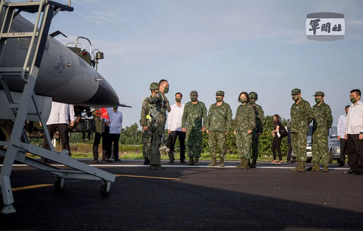 China bisa murka, Presiden Tsai benarkan pasukan AS berlatih dengan tentara Taiwan