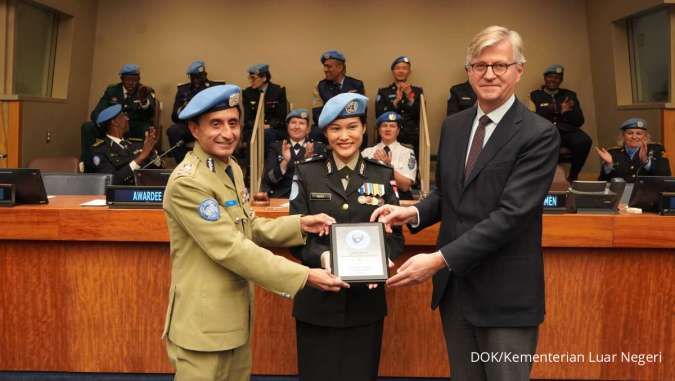 Bangga! Polisi Wanita Indonesia Terima Penghargaan dari PBB