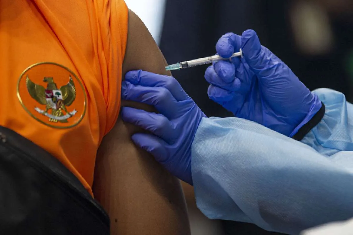 Epidemiolog khawatir narasi vaksinasi gotong royong membuat pemerintah abaikan 3T