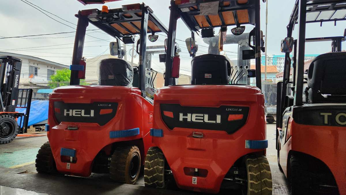 Bidik Pertumbuhan Kinerja 20%, SMIL Genjot Bisnis Forklift Listrik