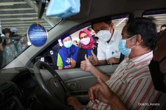 XL Axiata - UI - RSUI Gelar Sentra Vaksinasi Drive ThruPertama di Depok
