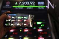 BI Rate Tak Berubah, Saham Bank Tertekan