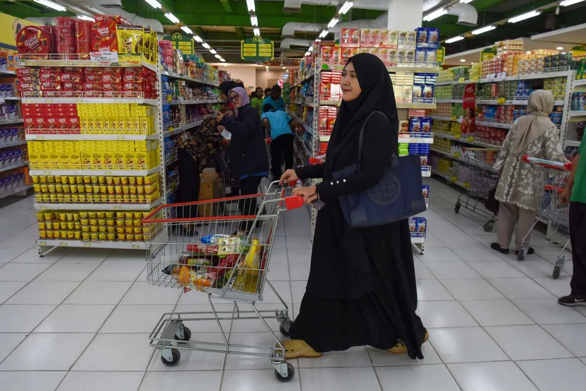 Survei BI: Konsumsi dan Pembayaran Cicilan Masyarakat Meningkat, Tapi Tabungan Turun