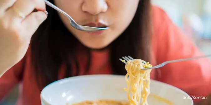 7 Alasan Makan Mie Instan Setiap Hari Tidak Bagus untuk Tubuh
