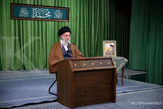 Pemimpin Tertinggi Iran Khamenei serahkan kekuasaan kepada putranya, benarkah?
