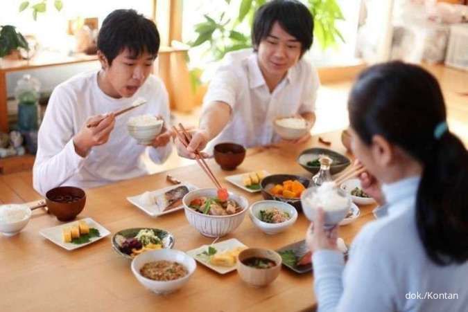 10 Tips Pola Makan ala Jepang yang Bikin Umur Panjang