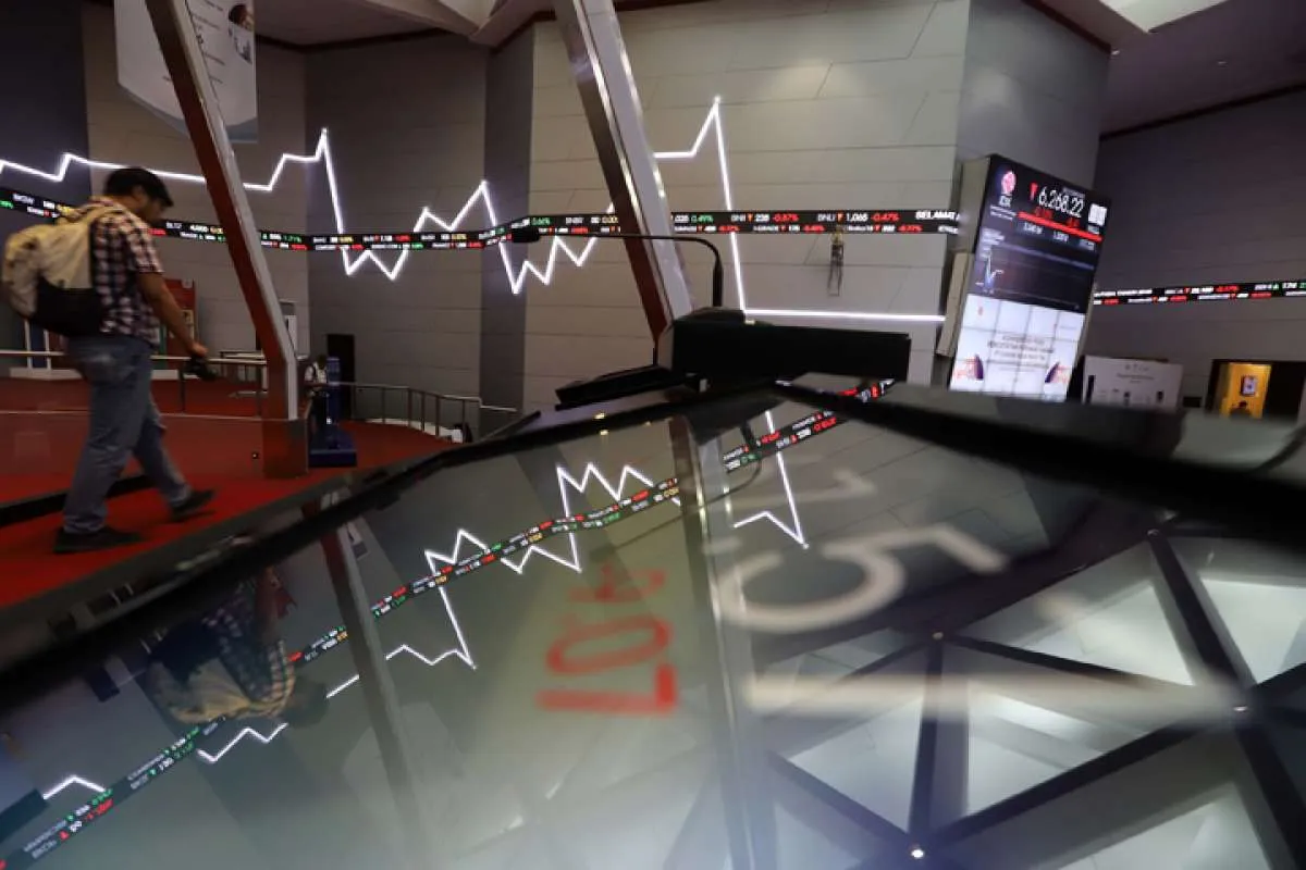Analis memperkirakan IHSG masih akan menguat pekan ini, berikut faktor pendorongnya