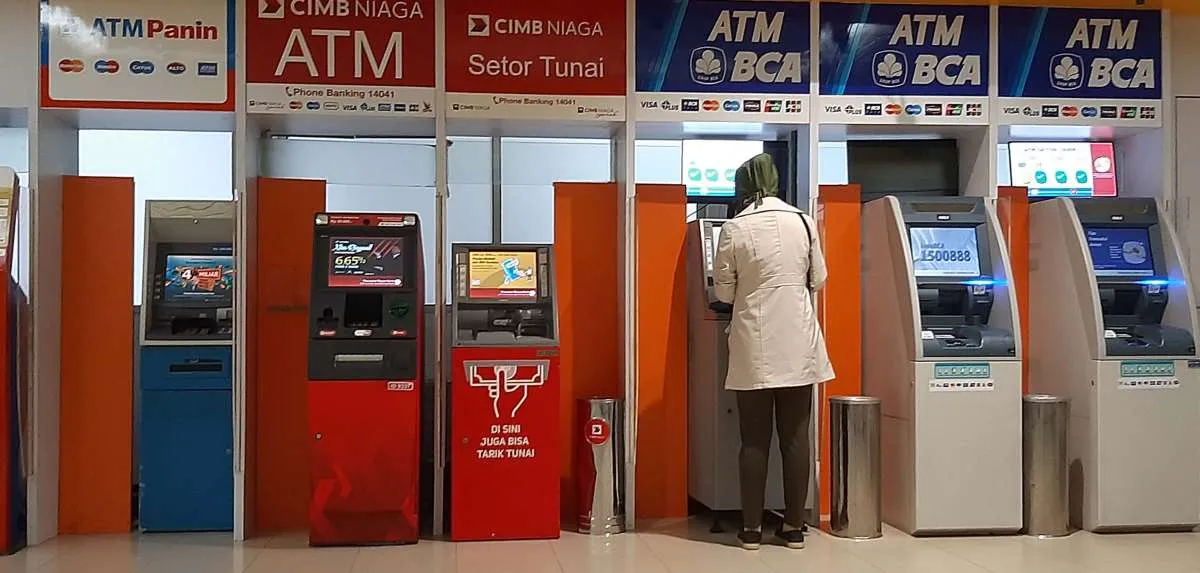 Di era Covid-19, transaksi e-wallet naik, nasabah ingin buka akun bank secara digital