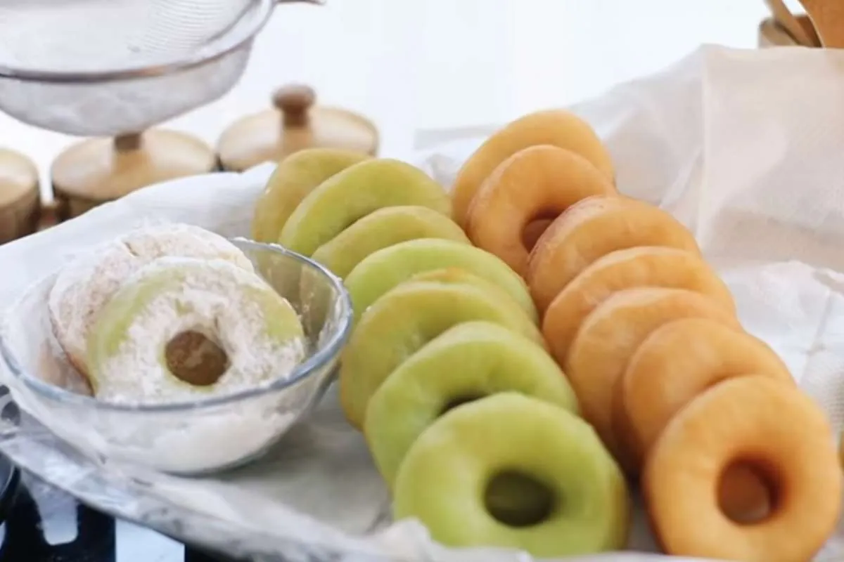 Resep Dan Cara Membuat Donat Kentang Empuk, Anti Bantet!