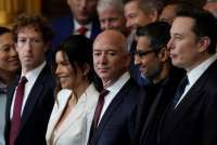 Mark Zuckerberg Geser Jeff Bezos, Jadi Orang Terkaya Kedua di Dunia