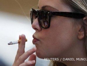 Gugatan warga negara atas pergub larangan merokok ditolak
