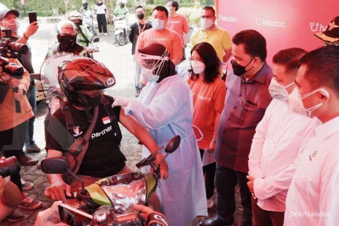 Pertama di Jawa Timur, Pos Pelayanan Vaksinasi Covid-19 Drive-Thru Kolaborasi Dinas Kesehatan, Halodoc, Gojek dan Ubaya